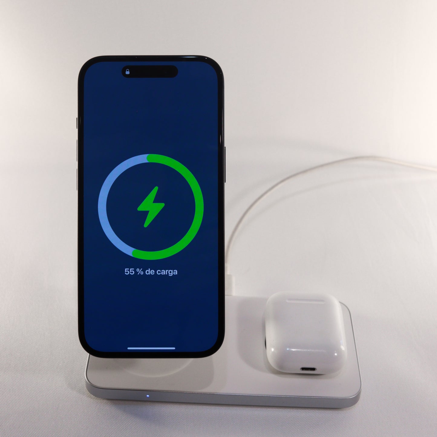 Cargador 3 en 1 Plegable - Ordena tu espacio y carga sin enredos